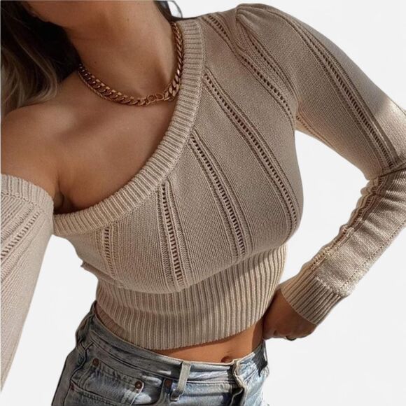 Majorelle Landau Cut-Out one Shoulder Sweater – Indie It-Girl Knit (Size S) 🤍✨ - Picture 3 of 7